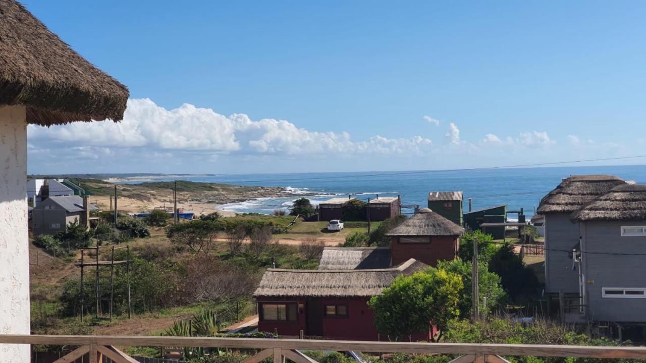 Hotel Del Diablo Punta Del Diablo Buitenkant foto